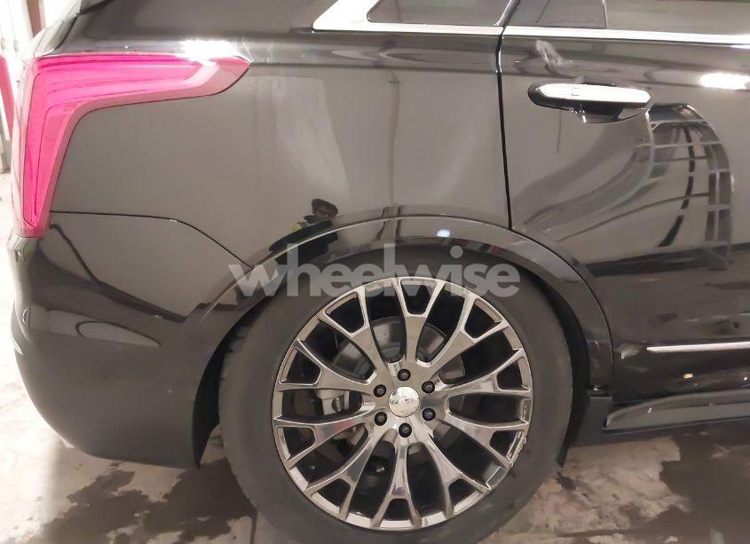 Photo 18 of 2018 Cadillac Xt5 LUXURY (VIN 1GYKNDRS1JZ116823)