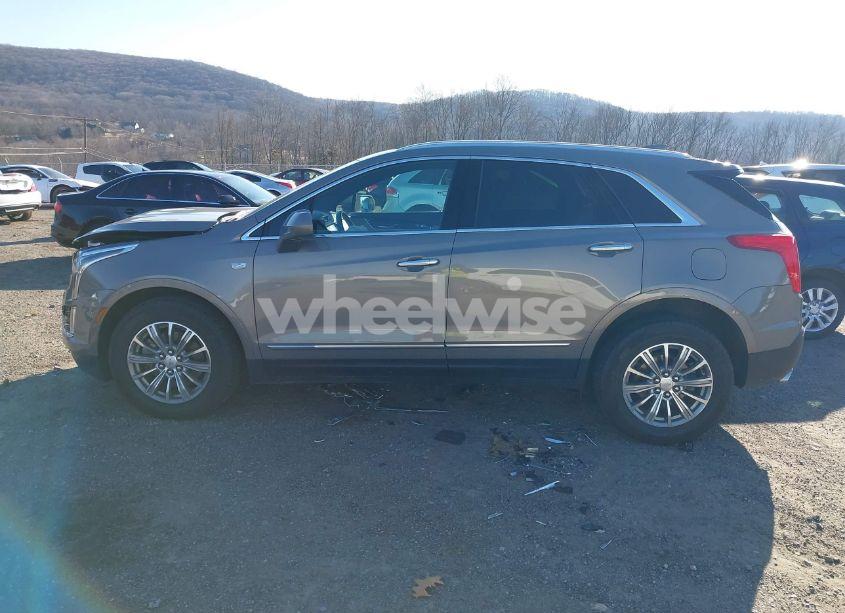 Photo 14 of 2018 Cadillac Xt5 LUXURY (VIN 1GYKNDRS1JZ211902)