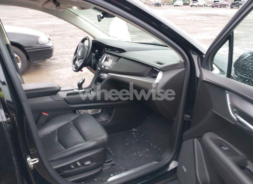 Photo 5 of 2018 Cadillac Xt5 LUXURY (VIN 1GYKNDRS1JZ227436)