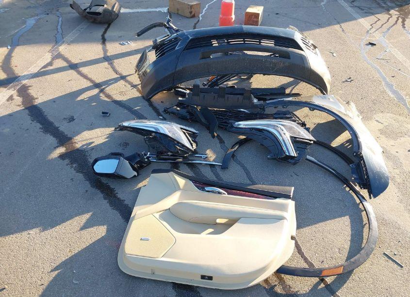 Photo 12 of 2018 Cadillac Xt5 LUXURY (VIN 1GYKNDRS1JZ243653)