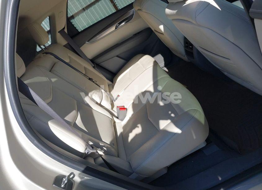 Photo 8 of 2017 Cadillac Xt5 LUXURY (VIN 1GYKNDRS2HZ203673)