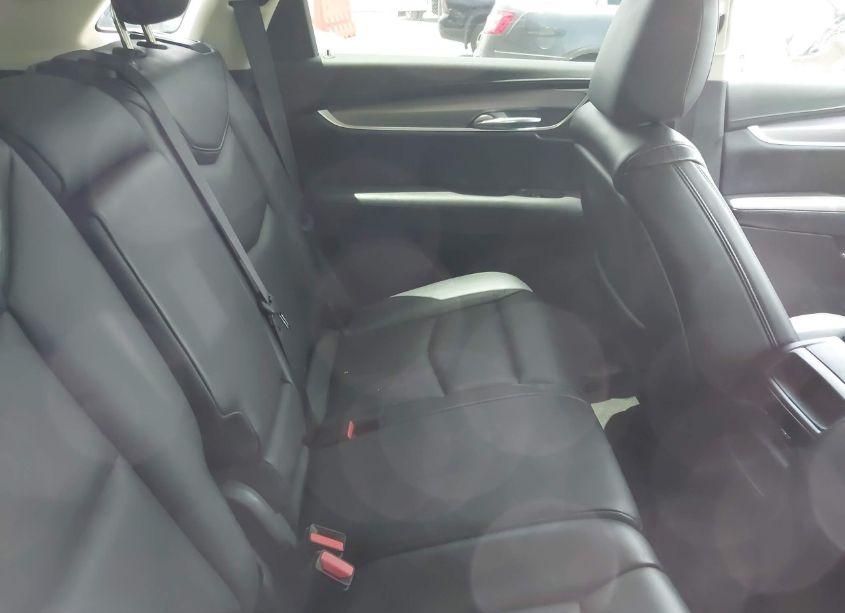 Photo 8 of 2018 Cadillac Xt5 LUXURY (VIN 1GYKNDRS2JZ105944)