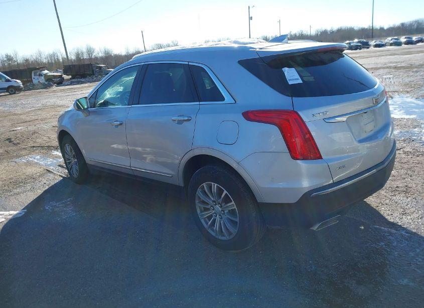 Photo 3 of 2019 Cadillac Xt5 LUXURY (VIN 1GYKNDRS2KZ250032)