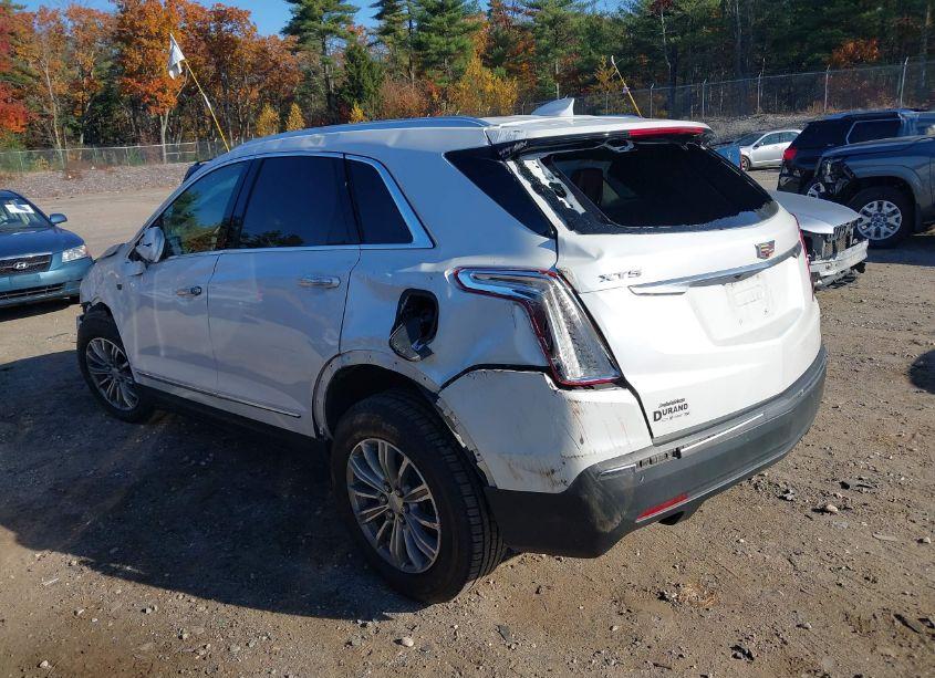Photo 3 of 2019 Cadillac Xt5 LUXURY (VIN 1GYKNDRS3KZ280141)