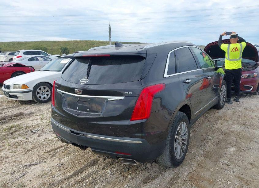 Photo 4 of 2017 Cadillac Xt5 LUXURY (VIN 1GYKNDRS4HZ150927)