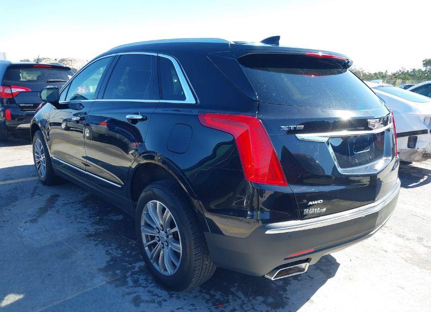 Photo 3 of 2017 Cadillac Xt5 LUXURY (VIN 1GYKNDRS4HZ240272)
