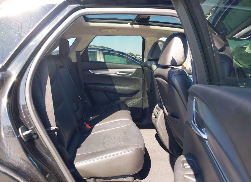 Photo 8 of 2017 Cadillac Xt5 LUXURY (VIN 1GYKNDRS4HZ240272)