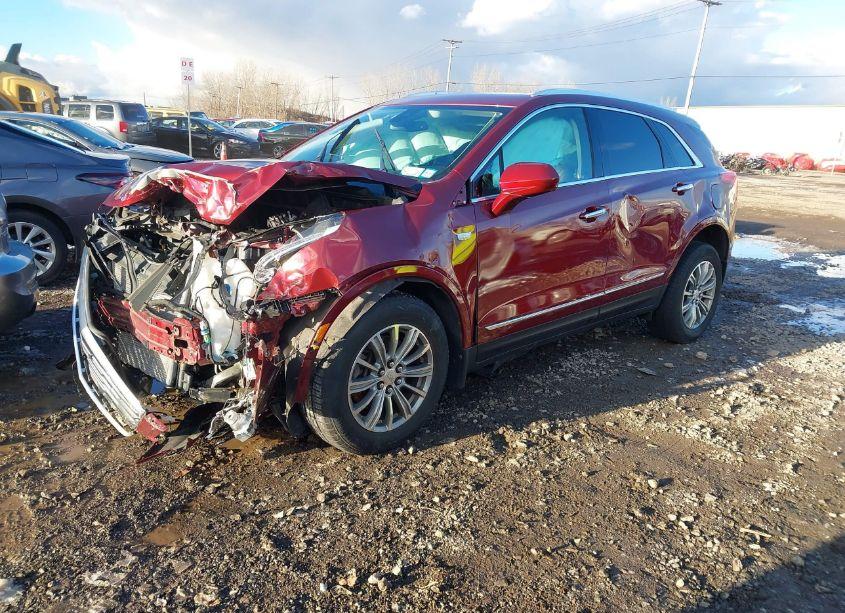 Photo 2 of 2018 Cadillac Xt5 LUXURY (VIN 1GYKNDRS4JZ213739)