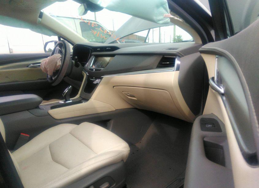 Photo 5 of 2018 Cadillac Xt5 LUXURY (VIN 1GYKNDRS5JZ148724)