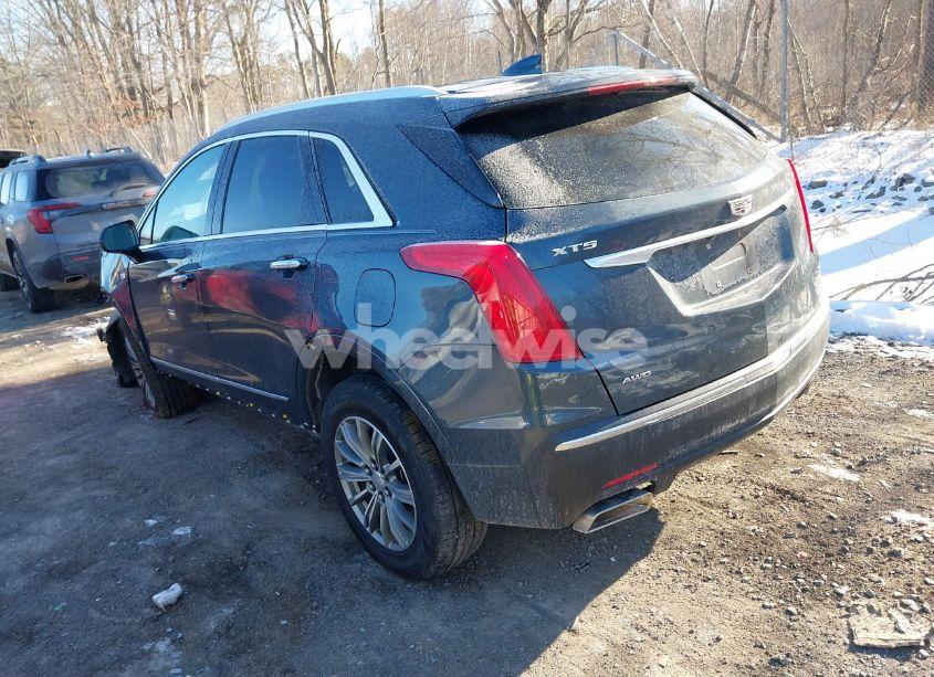Photo 3 of 2019 Cadillac Xt5 LUXURY (VIN 1GYKNDRS5KZ268833)