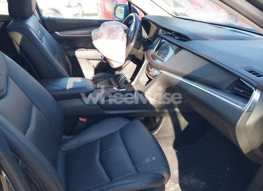 Photo 5 of 2019 Cadillac Xt5 LUXURY (VIN 1GYKNDRS5KZ268833)