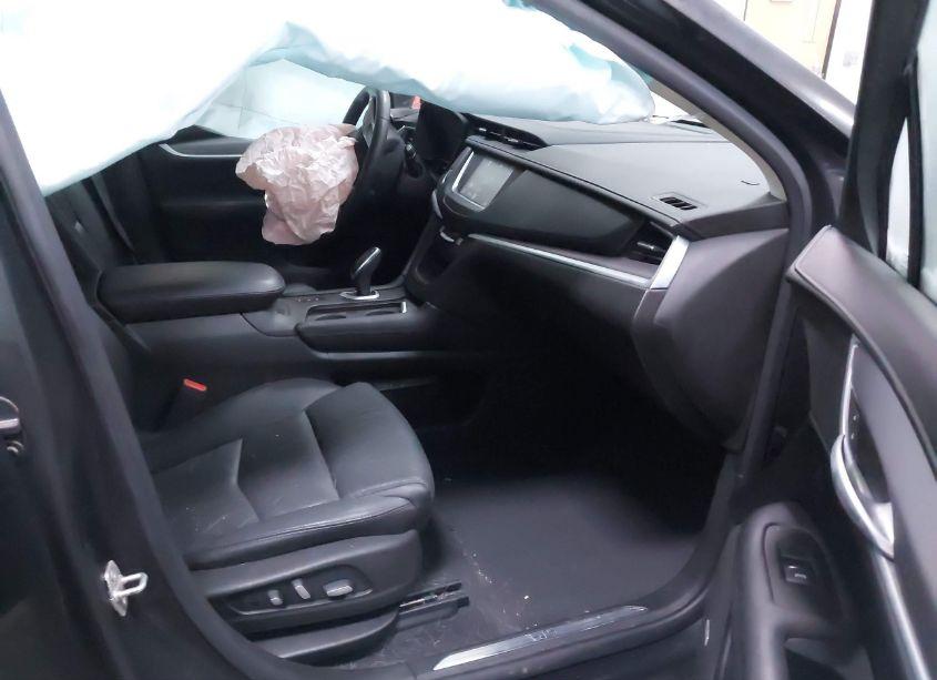 Photo 5 of 2018 Cadillac Xt5 LUXURY (VIN 1GYKNDRS6JZ198855)