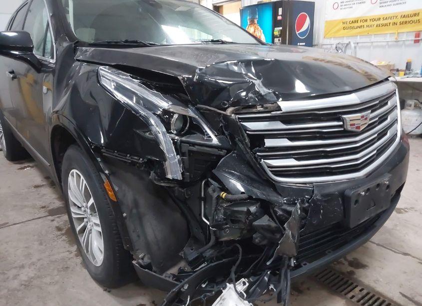 Photo 6 of 2018 Cadillac Xt5 LUXURY (VIN 1GYKNDRS6JZ198855)