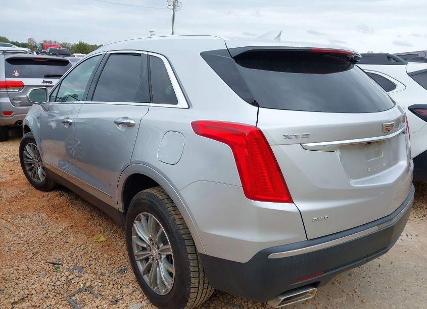 Photo 3 of 2018 Cadillac Xt5 LUXURY (VIN 1GYKNDRS7JZ188206)