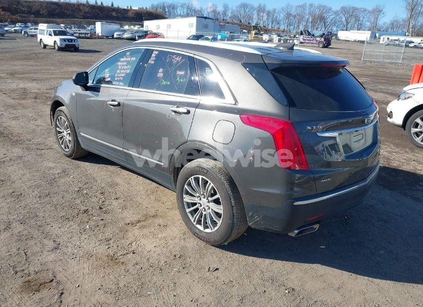 Photo 3 of 2019 Cadillac Xt5 LUXURY (VIN 1GYKNDRS7KZ162402)