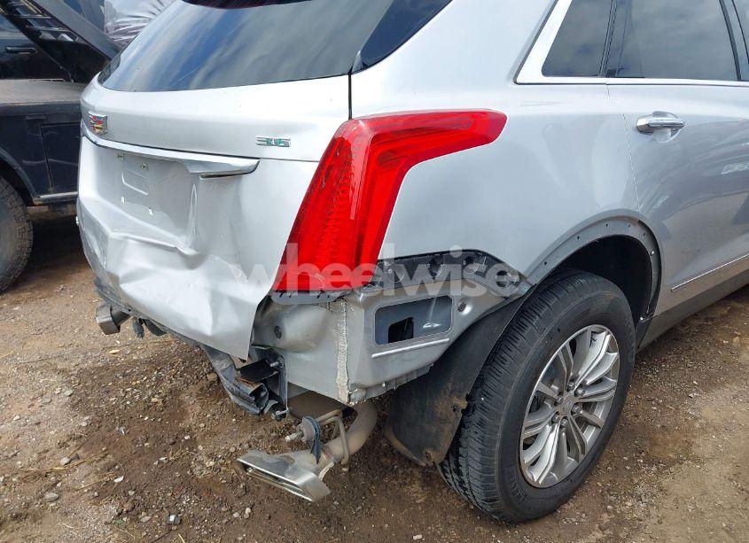 Photo 6 of 2019 Cadillac Xt5 LUXURY (VIN 1GYKNDRS7KZ239737)