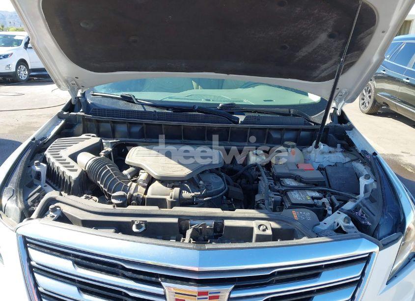 Photo 10 of 2017 Cadillac Xt5 LUXURY (VIN 1GYKNDRS8HZ120863)