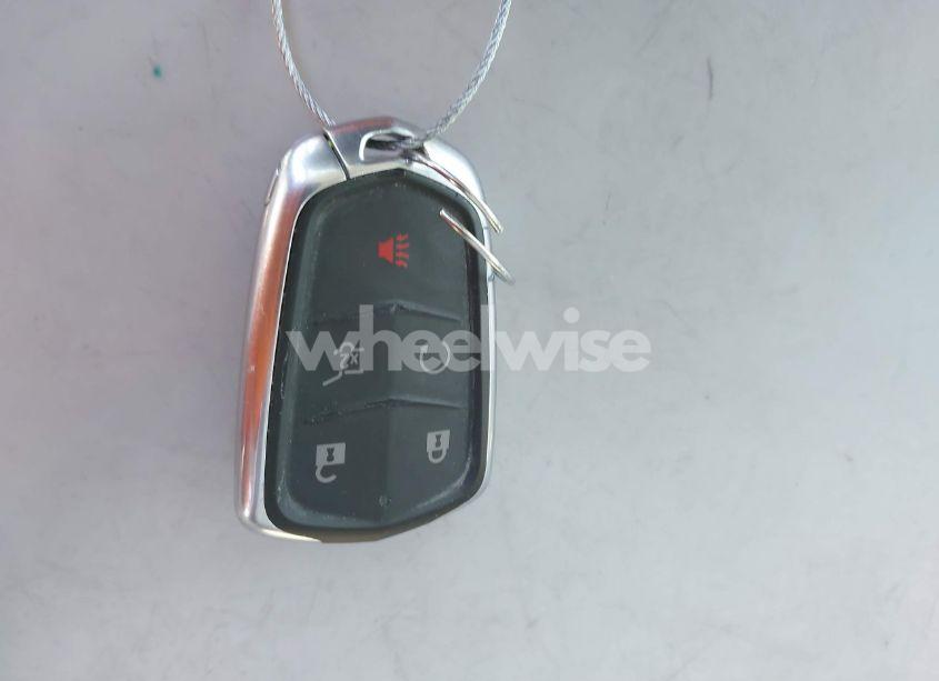 Photo 11 of 2017 Cadillac Xt5 LUXURY (VIN 1GYKNDRS8HZ120863)