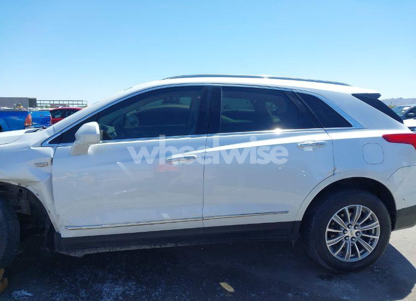 Photo 15 of 2017 Cadillac Xt5 LUXURY (VIN 1GYKNDRS8HZ120863)