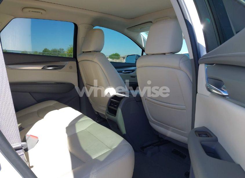 Photo 8 of 2017 Cadillac Xt5 LUXURY (VIN 1GYKNDRS8HZ120863)