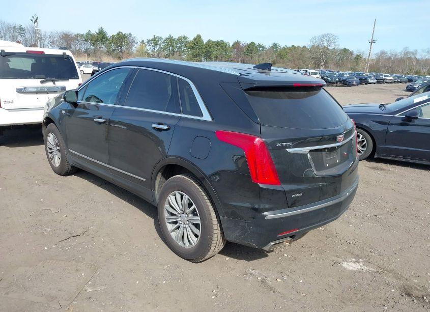 Photo 3 of 2018 Cadillac Xt5 LUXURY (VIN 1GYKNDRS8JZ182317)