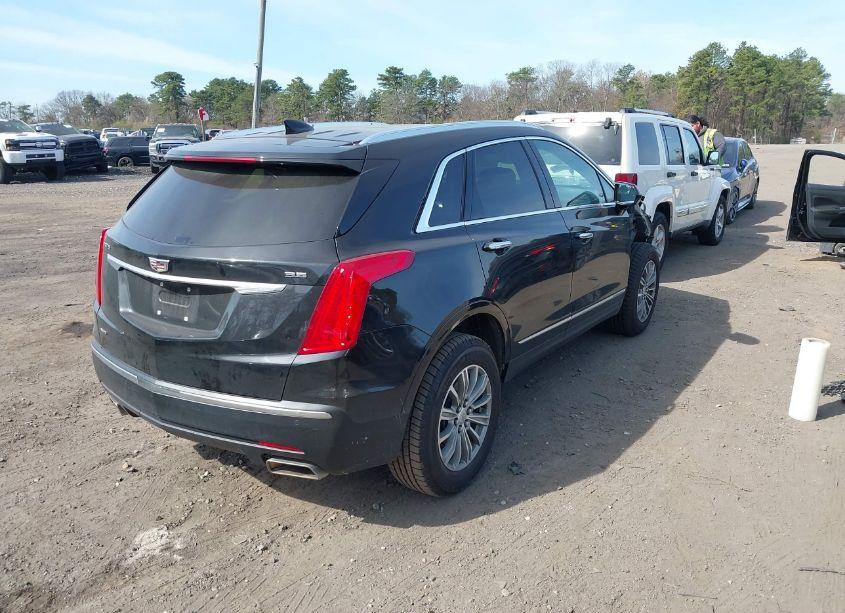 Photo 4 of 2018 Cadillac Xt5 LUXURY (VIN 1GYKNDRS8JZ182317)