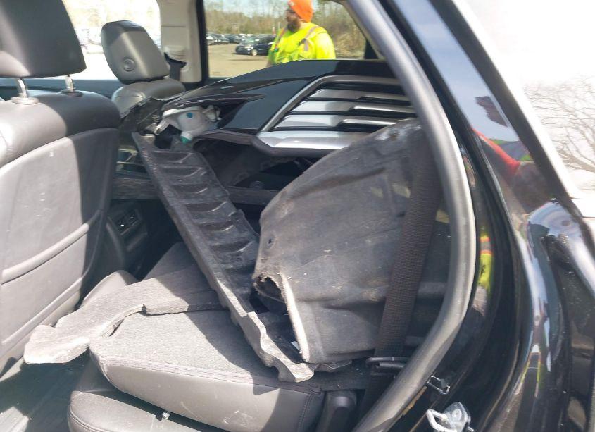 Photo 8 of 2018 Cadillac Xt5 LUXURY (VIN 1GYKNDRS8JZ182317)