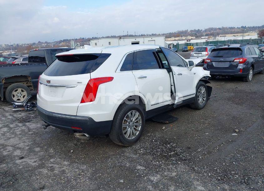 Photo 4 of 2019 Cadillac Xt5 LUXURY (VIN 1GYKNDRS8KZ181735)