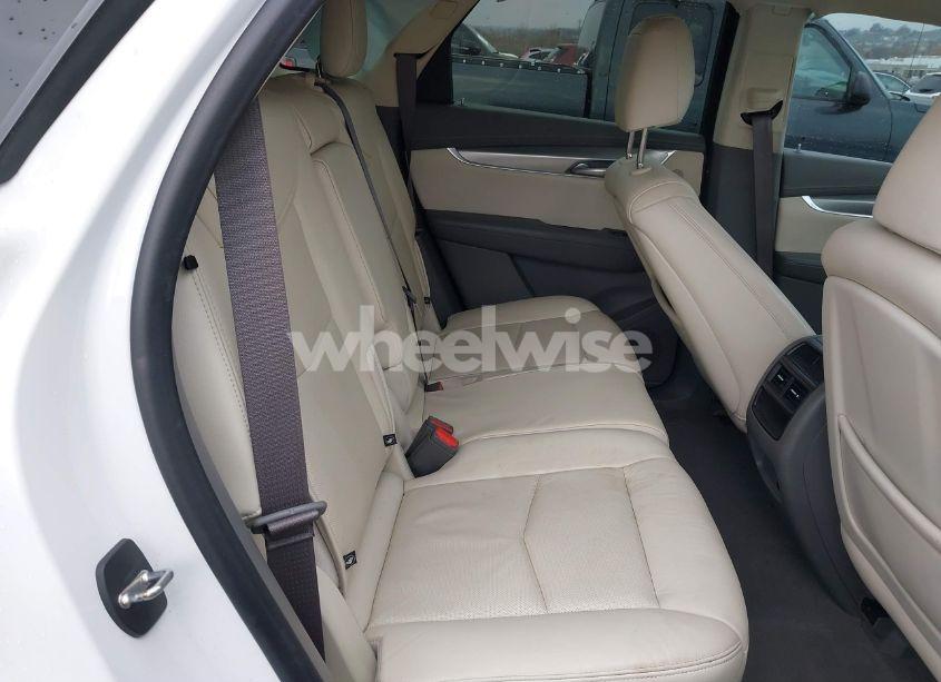 Photo 8 of 2019 Cadillac Xt5 LUXURY (VIN 1GYKNDRS8KZ181735)