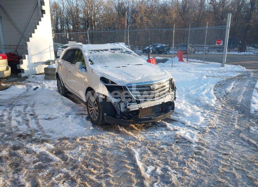 2019 Cadillac Xt5 LUXURY (VIN 1GYKNDRS8KZ207654) main photo