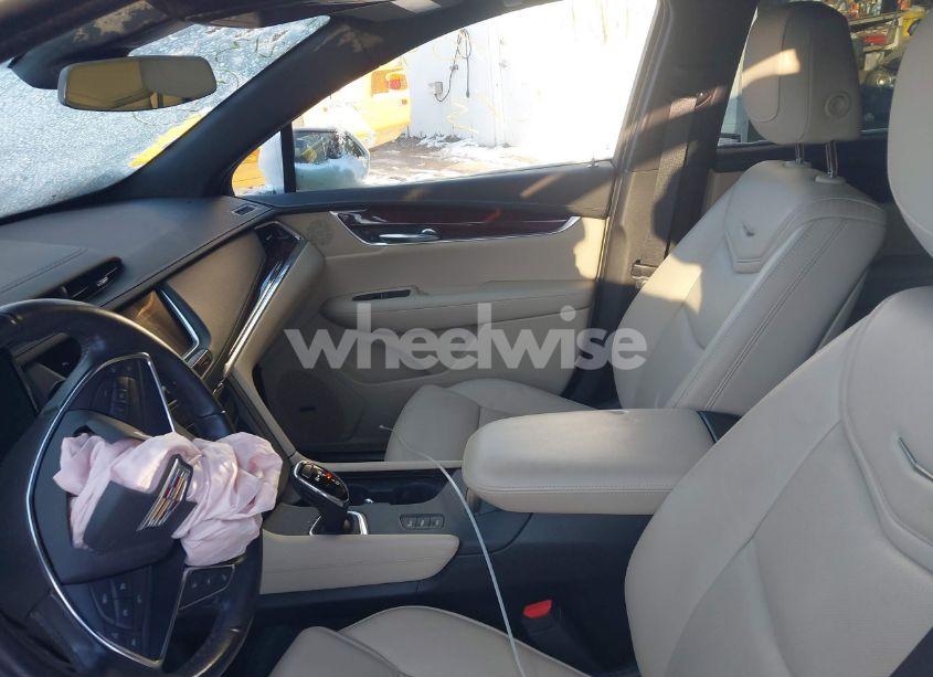 Photo 15 of 2019 Cadillac Xt5 LUXURY (VIN 1GYKNDRS8KZ207654)