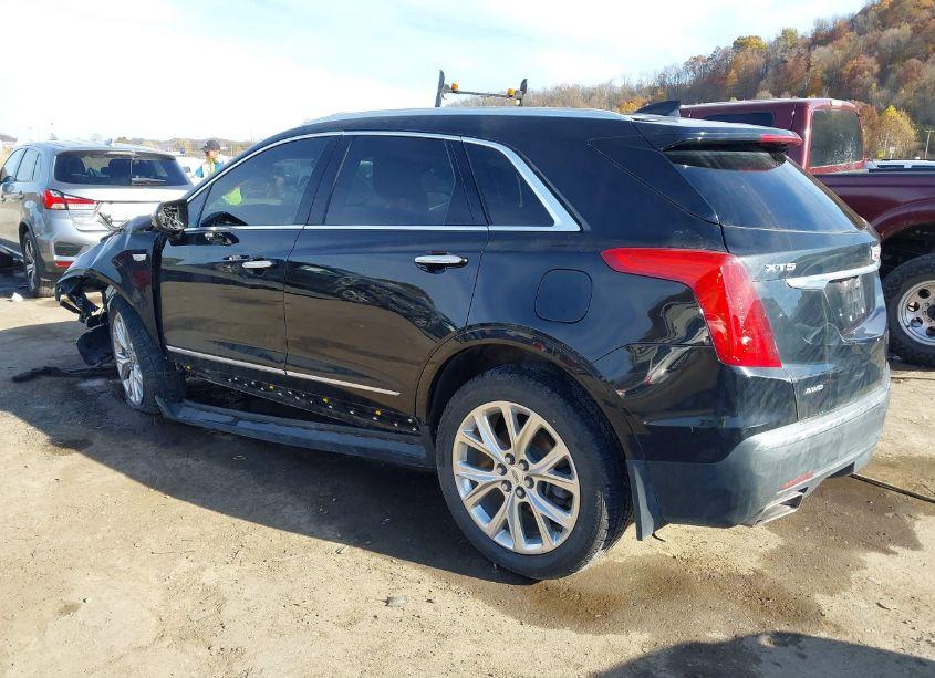 Photo 3 of 2017 Cadillac Xt5 LUXURY (VIN 1GYKNDRS9HZ121634)