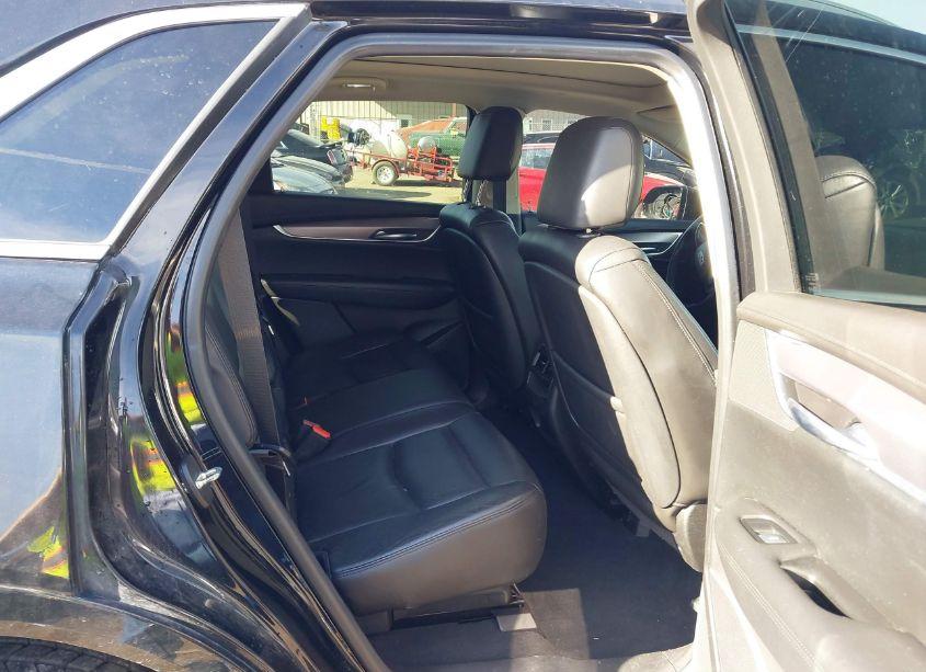 Photo 8 of 2017 Cadillac Xt5 LUXURY (VIN 1GYKNDRS9HZ121634)