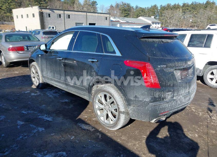 Photo 3 of 2019 Cadillac Xt5 LUXURY (VIN 1GYKNDRS9KZ226455)