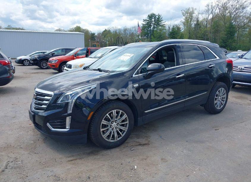 Photo 2 of 2017 Cadillac Xt5 LUXURY (VIN 1GYKNDRSXHZ319333)