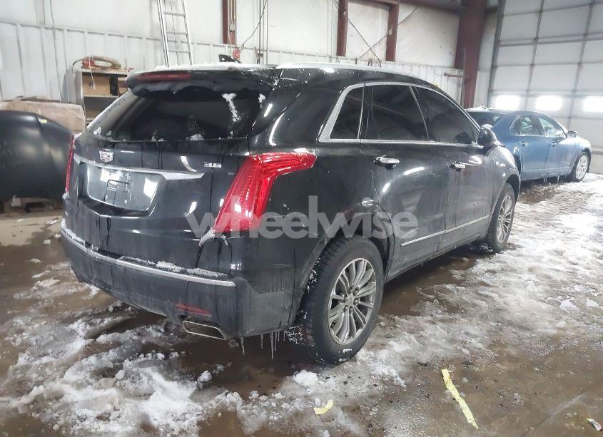 Photo 4 of 2018 Cadillac Xt5 LUXURY (VIN 1GYKNDRSXJZ182299)