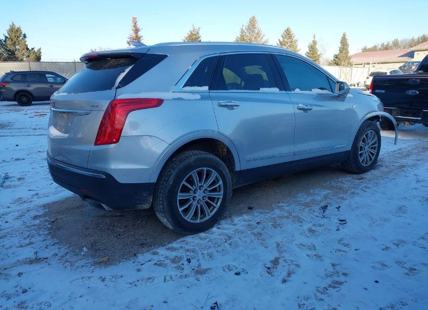 Photo 4 of 2019 Cadillac Xt5 LUXURY (VIN 1GYKNDRSXKZ110391)