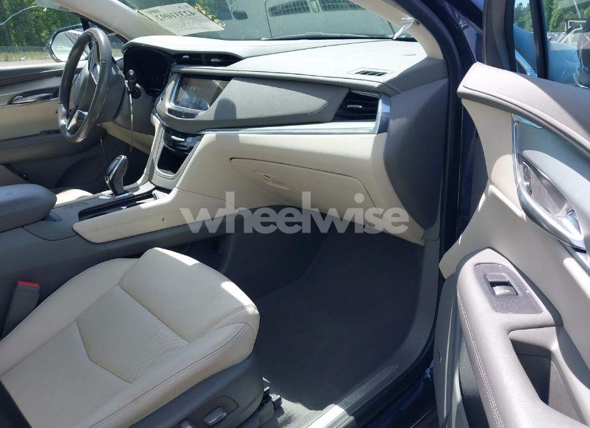 Photo 5 of 2019 Cadillac Xt5 LUXURY (VIN 1GYKNDRSXKZ232989)