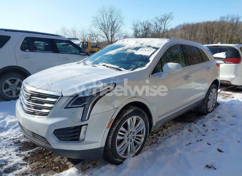 Photo 2 of 2017 Cadillac Xt5 PREMIUM LUXURY (VIN 1GYKNERS1HZ145710)
