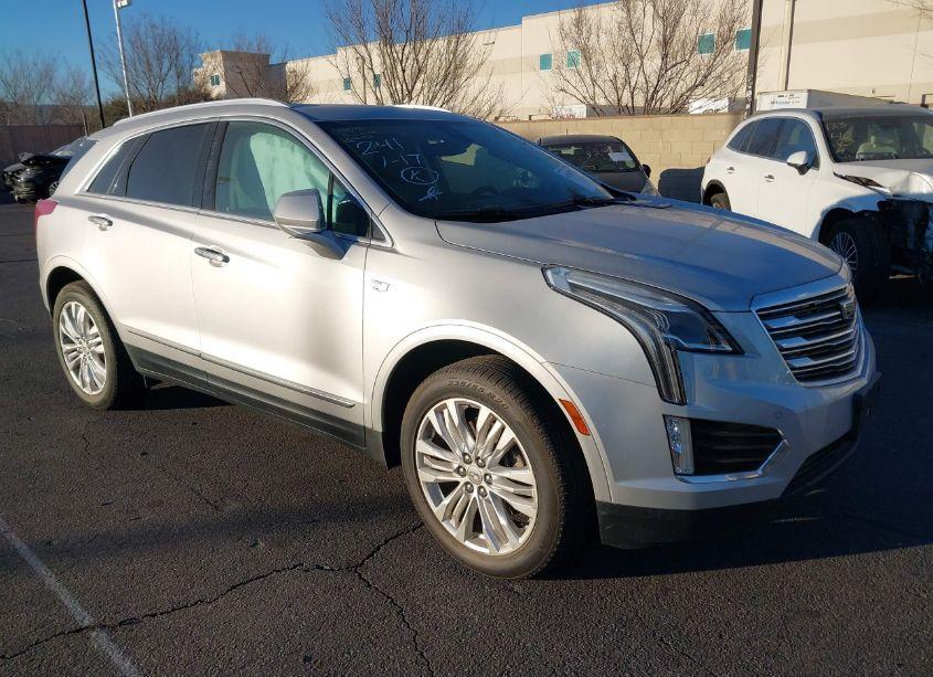 2019 Cadillac Xt5 PREMIUM LUXURY (VIN 1GYKNERS1KZ214581) main photo