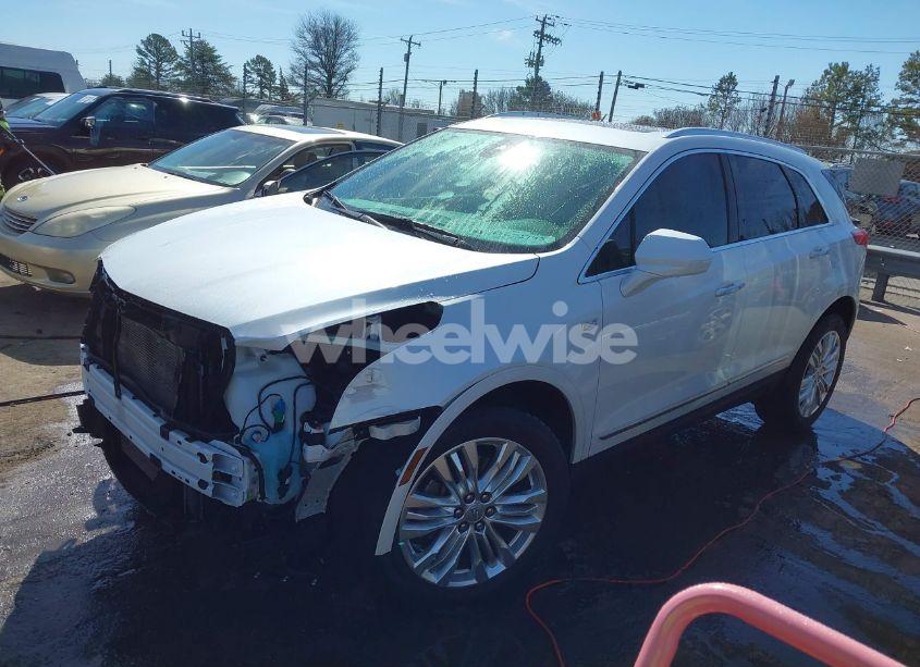Photo 2 of 2018 Cadillac Xt5 PREMIUM LUXURY (VIN 1GYKNERS2JZ176146)