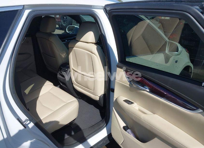 Photo 8 of 2018 Cadillac Xt5 PREMIUM LUXURY (VIN 1GYKNERS2JZ176146)