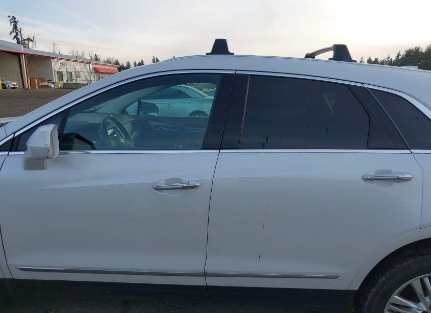 Photo 14 of 2017 Cadillac Xt5 PREMIUM LUXURY (VIN 1GYKNERS5HZ116503)