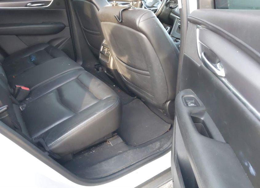 Photo 8 of 2017 Cadillac Xt5 PREMIUM LUXURY (VIN 1GYKNERS5HZ116503)