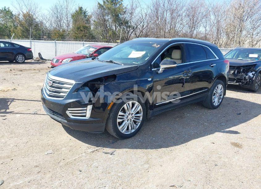 Photo 2 of 2018 Cadillac Xt5 PREMIUM LUXURY (VIN 1GYKNERS7JZ129503)