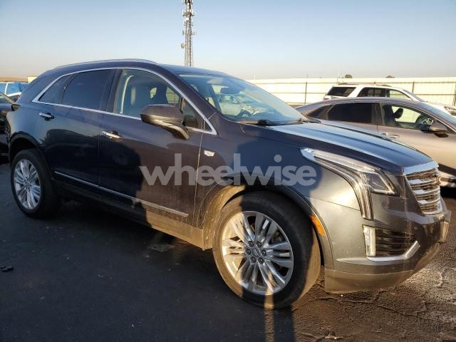 Photo 3 of 2019 CADILLAC XT5 PREMIUM LUXURY (VIN 1GYKNERS8KZ242118)