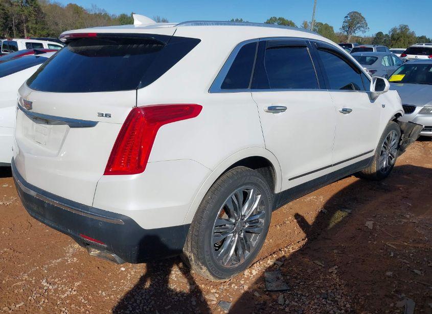 Photo 4 of 2017 Cadillac Xt5 PREMIUM LUXURY (VIN 1GYKNERS9HZ113300)