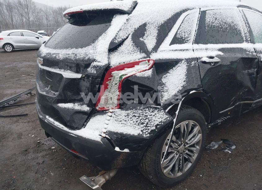 Photo 6 of 2018 Cadillac Xt5 PREMIUM LUXURY (VIN 1GYKNFRS1JZ124674)