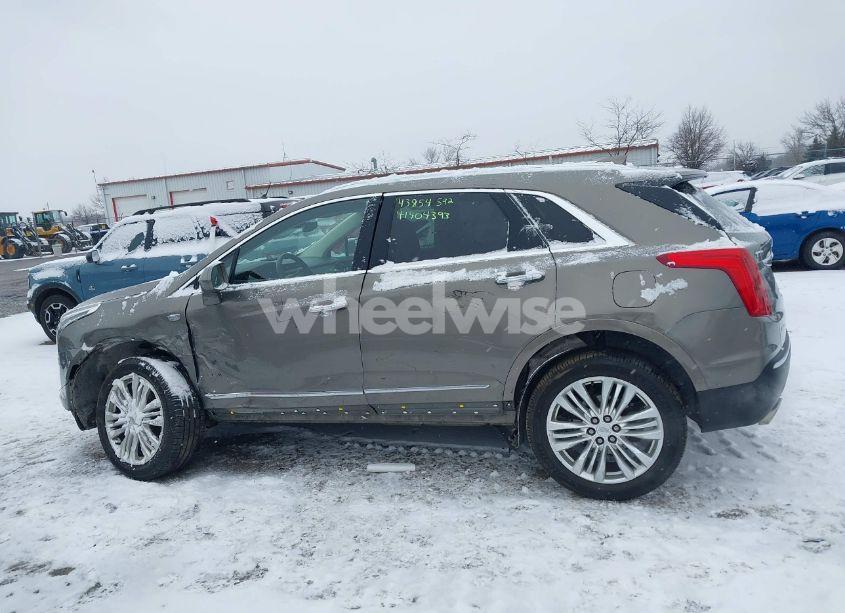 Photo 15 of 2018 Cadillac Xt5 PREMIUM LUXURY (VIN 1GYKNFRS1JZ130037)