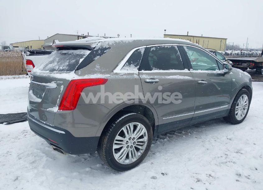 Photo 4 of 2018 Cadillac Xt5 PREMIUM LUXURY (VIN 1GYKNFRS1JZ130037)